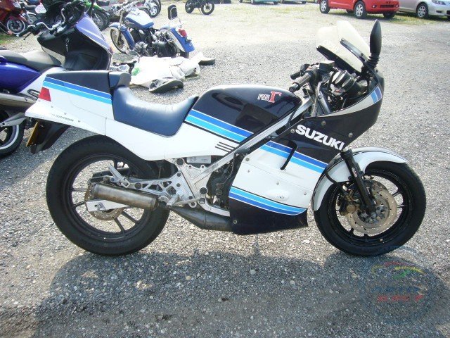 SUZUKI RG250 GAMMA