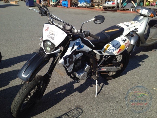 KAWASAKI D-TRACKER