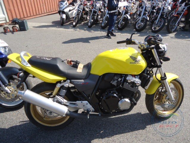 Honda cb400sf vtec 3