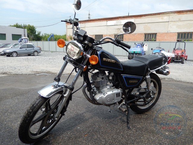 SUZUKI GN125H