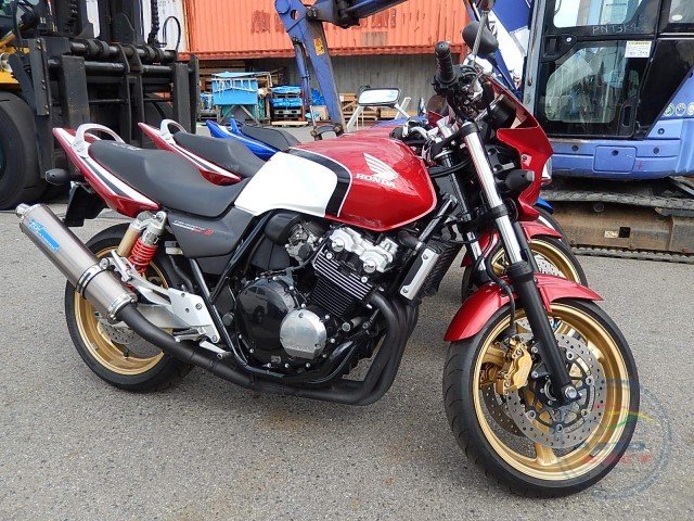 Honda cb400sf vtec 3