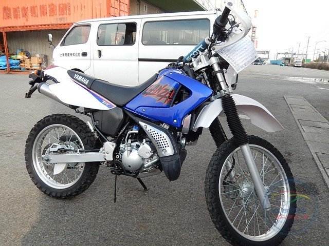 YAMAHA DT230 LANZA