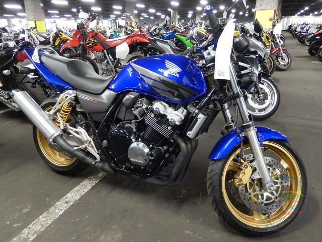 Honda cb400sf vtec 3