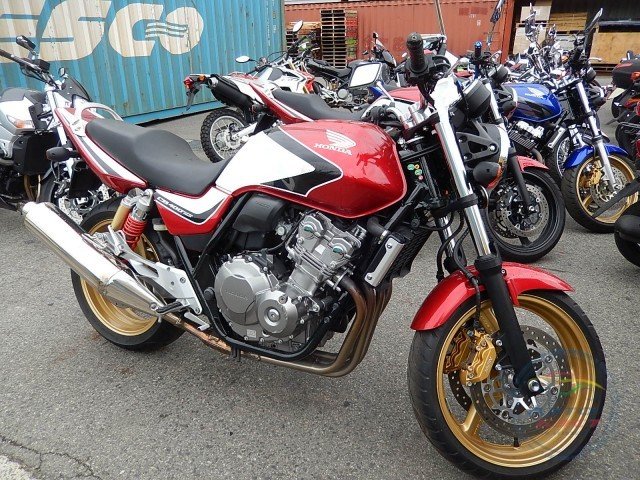 Honda cb400sf vtec 2