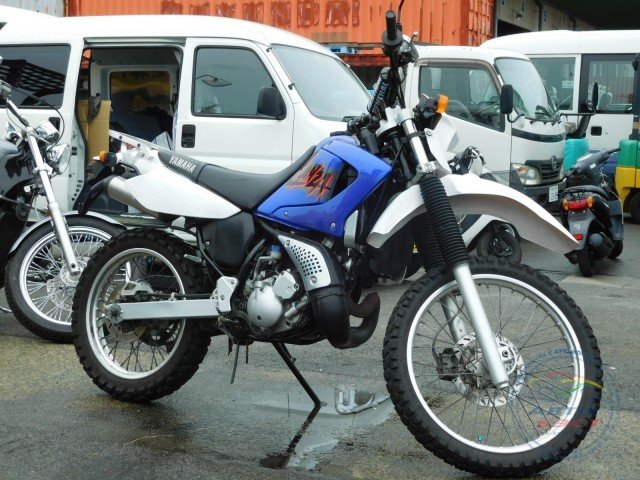 YAMAHA DT230 LANZA