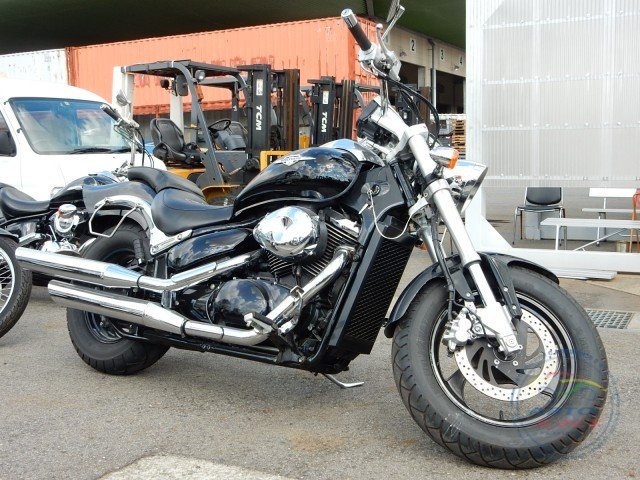 SUZUKI BOULEVARD 400