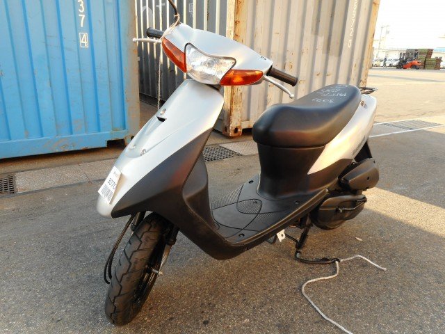 Мопед suzuki lets 2