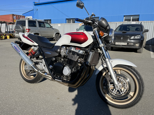 HONDA CB1300SF