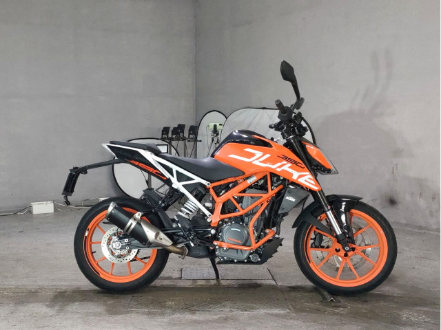 KTM 390 DUKE