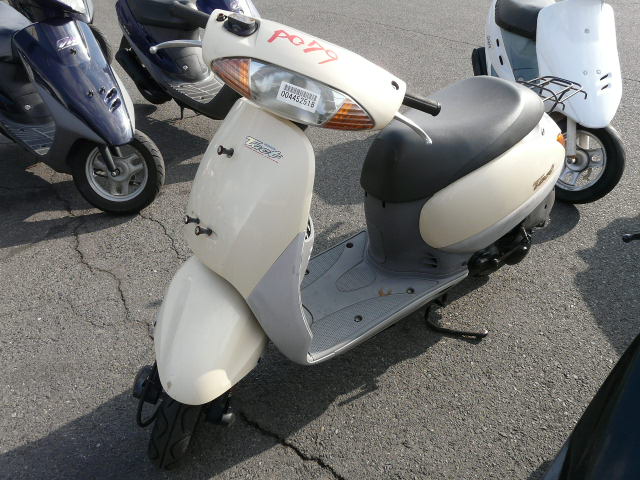 Honda tact af 75