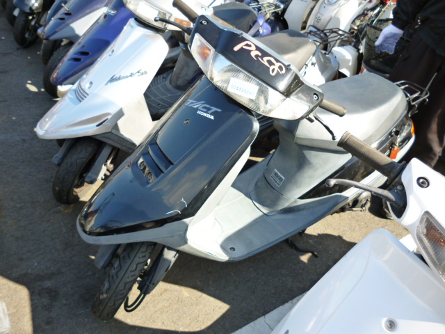 Honda tact ab 07