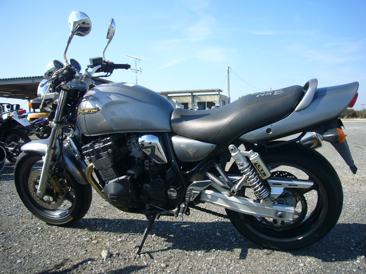 Suzuki inazuma 400 характеристики