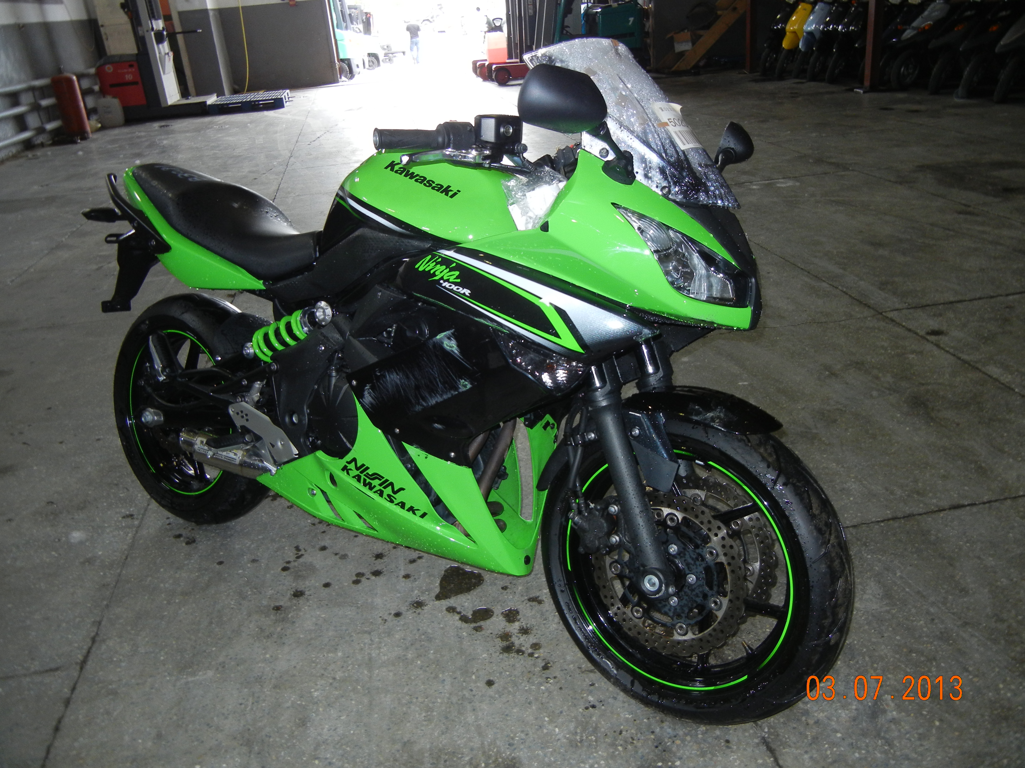 kawasaki-ninja-400