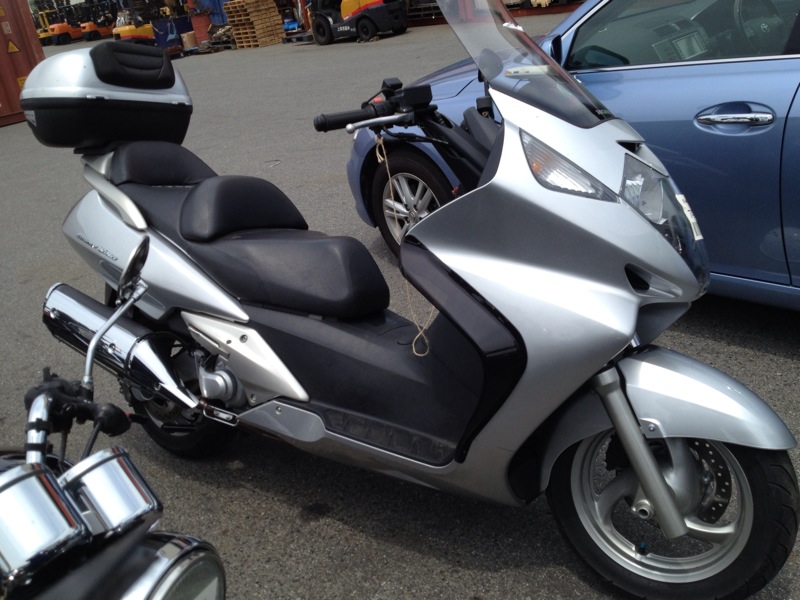 Honda silver wing. Хонда Сильвер 600. Сильвер Винг 600. Silver Wing 600.