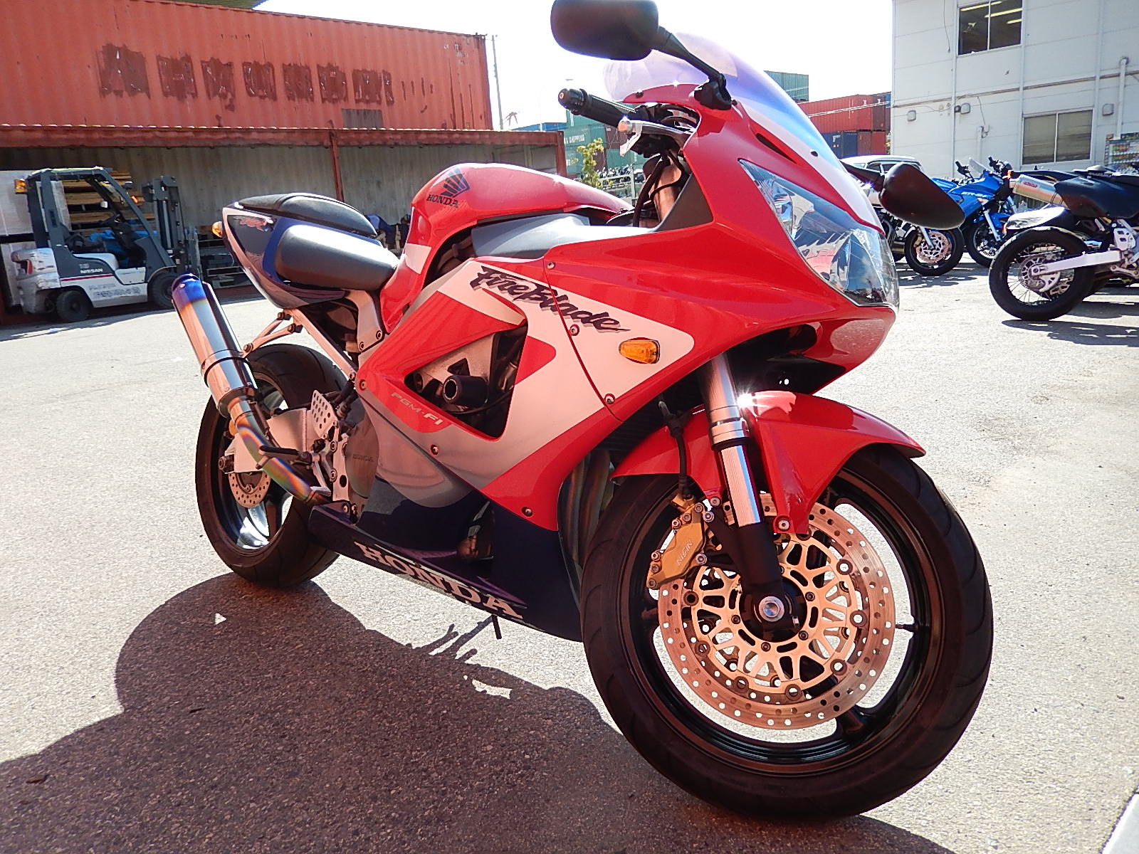 Honda cbr929rr характеристики