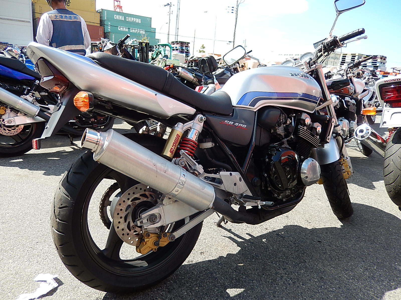 Honda cb400sfv 4abs