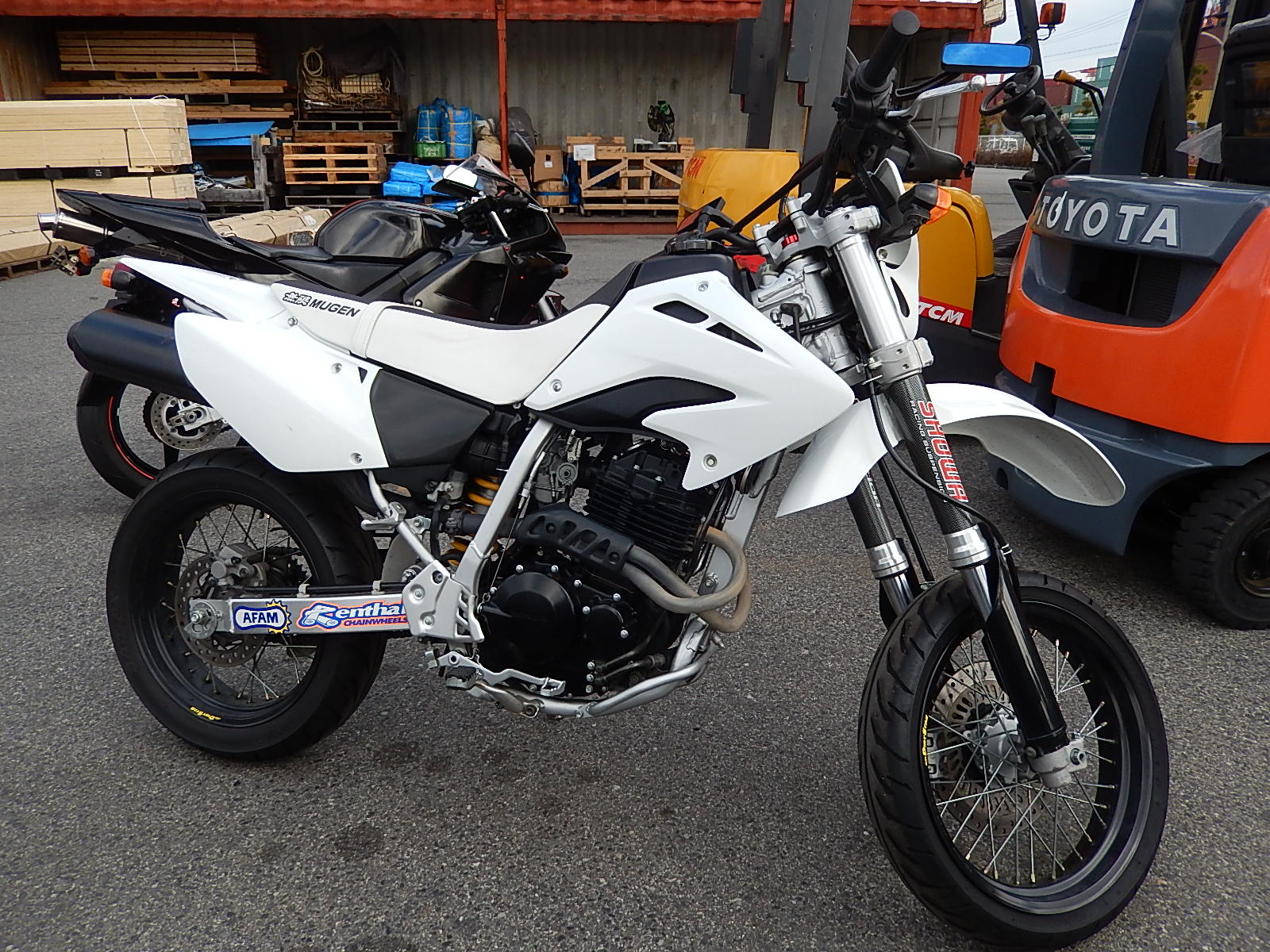 Honda xr400 motard
