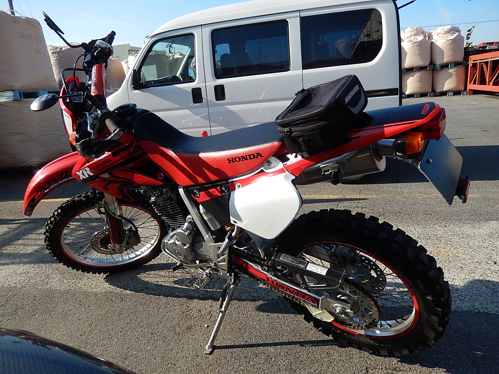 Мотоцикл хр 250. Honda XR 250. Хонда хр 400. Хонда эндуро хр. Хонда хр 400 турист.