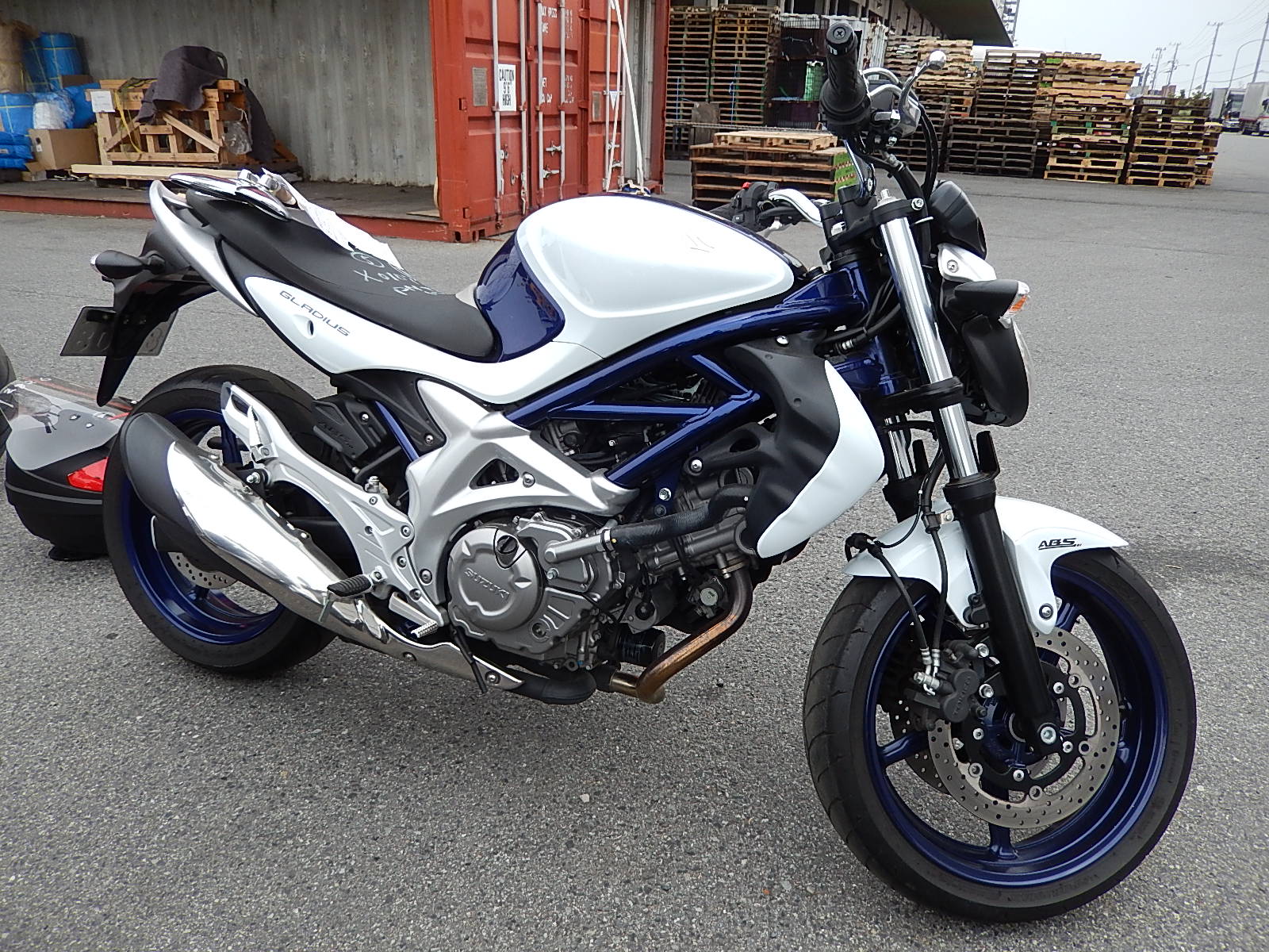 Suzuki gladius 400 обзор