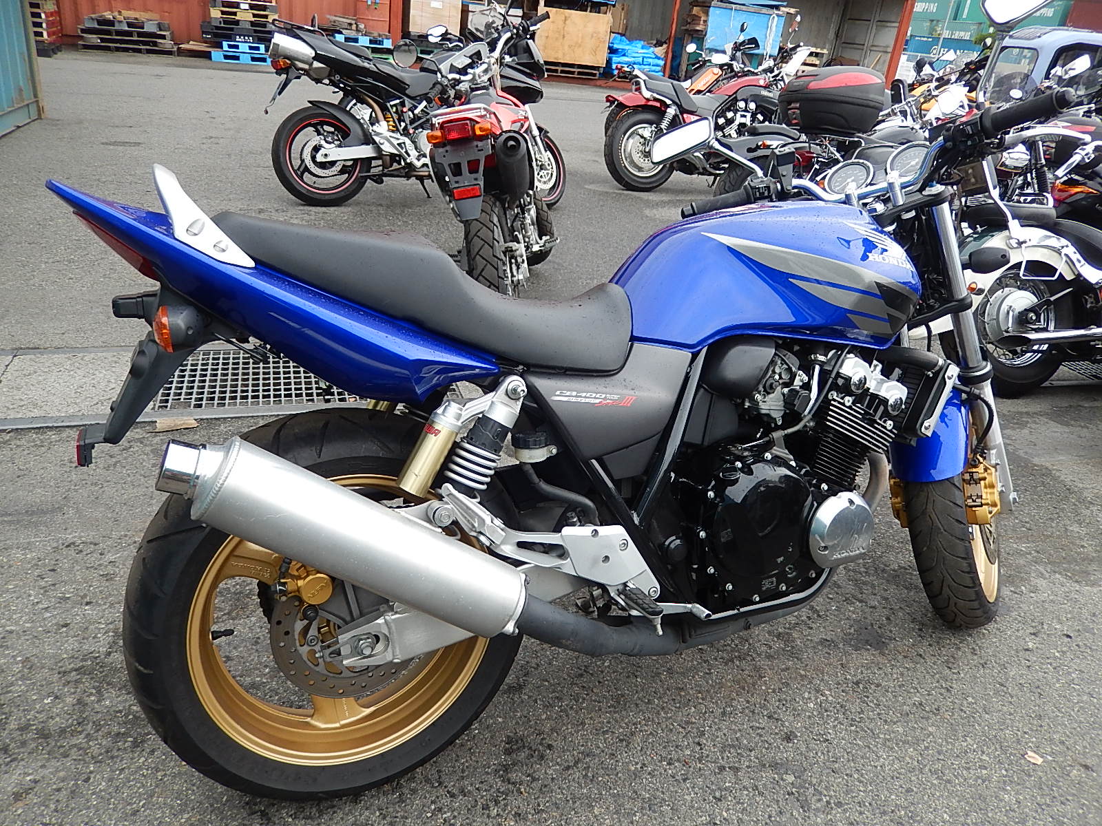 Honda cb400sf vtec 3