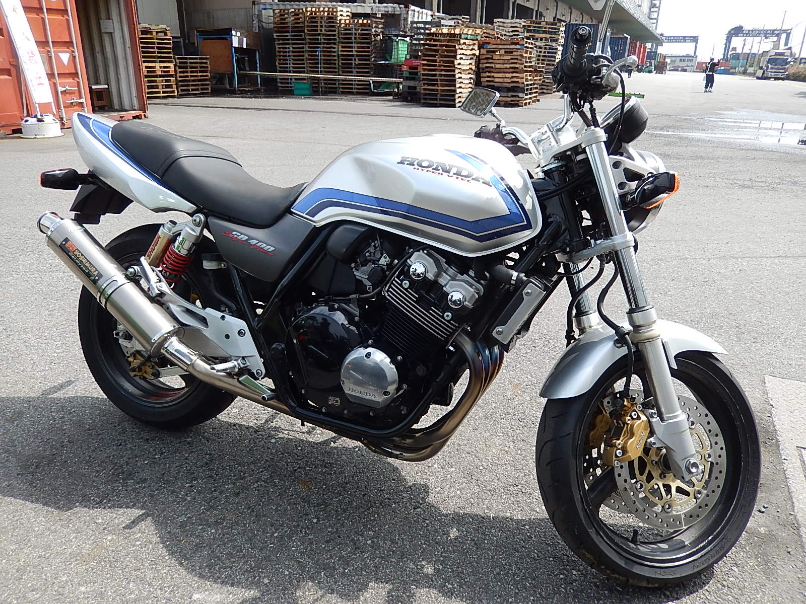 Honda cb400sf vtec 2