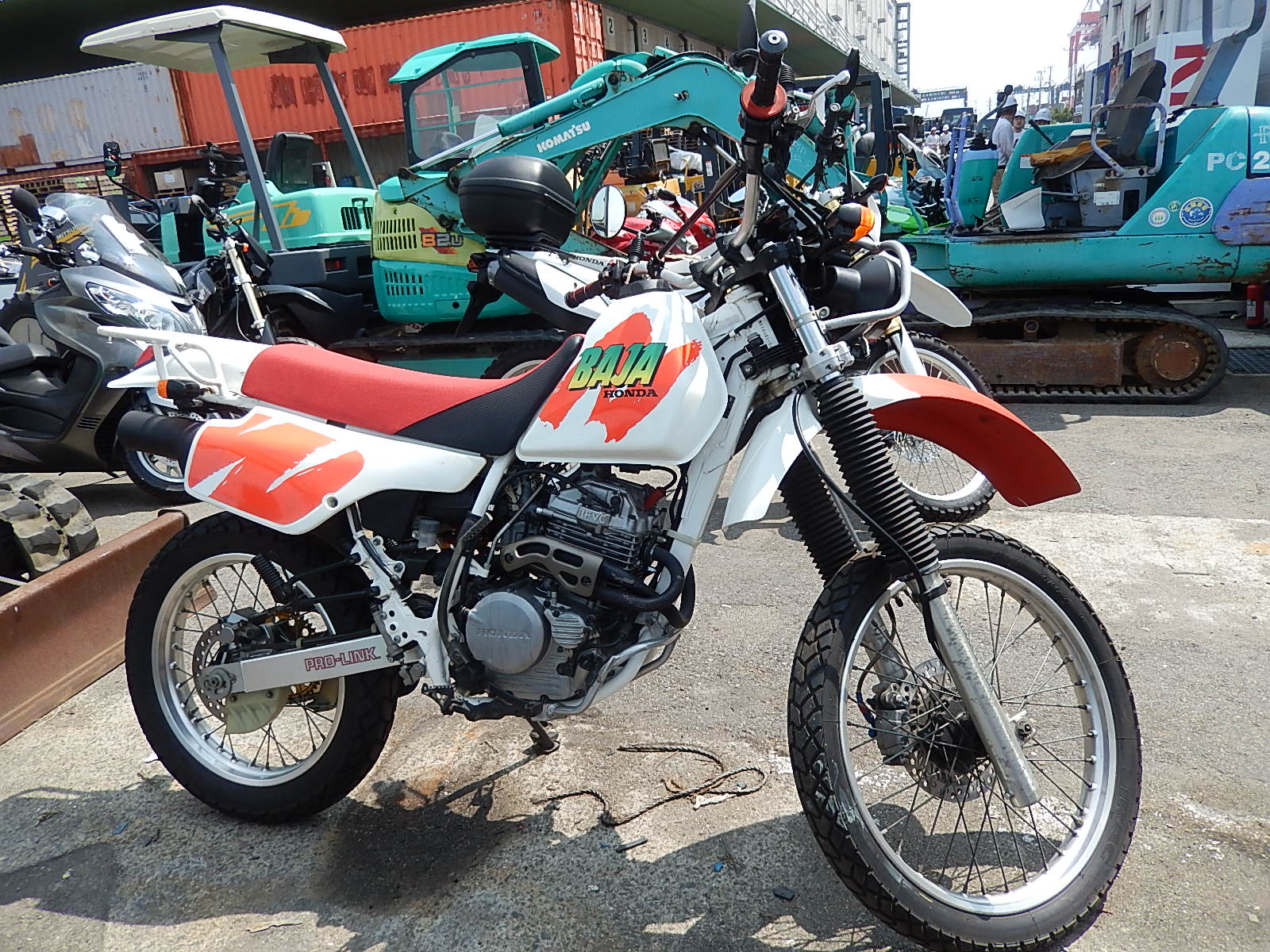 Хонда хлр 250. Honda XLR. Фара xr250 Baja. Хонда Баджа мопед фото.