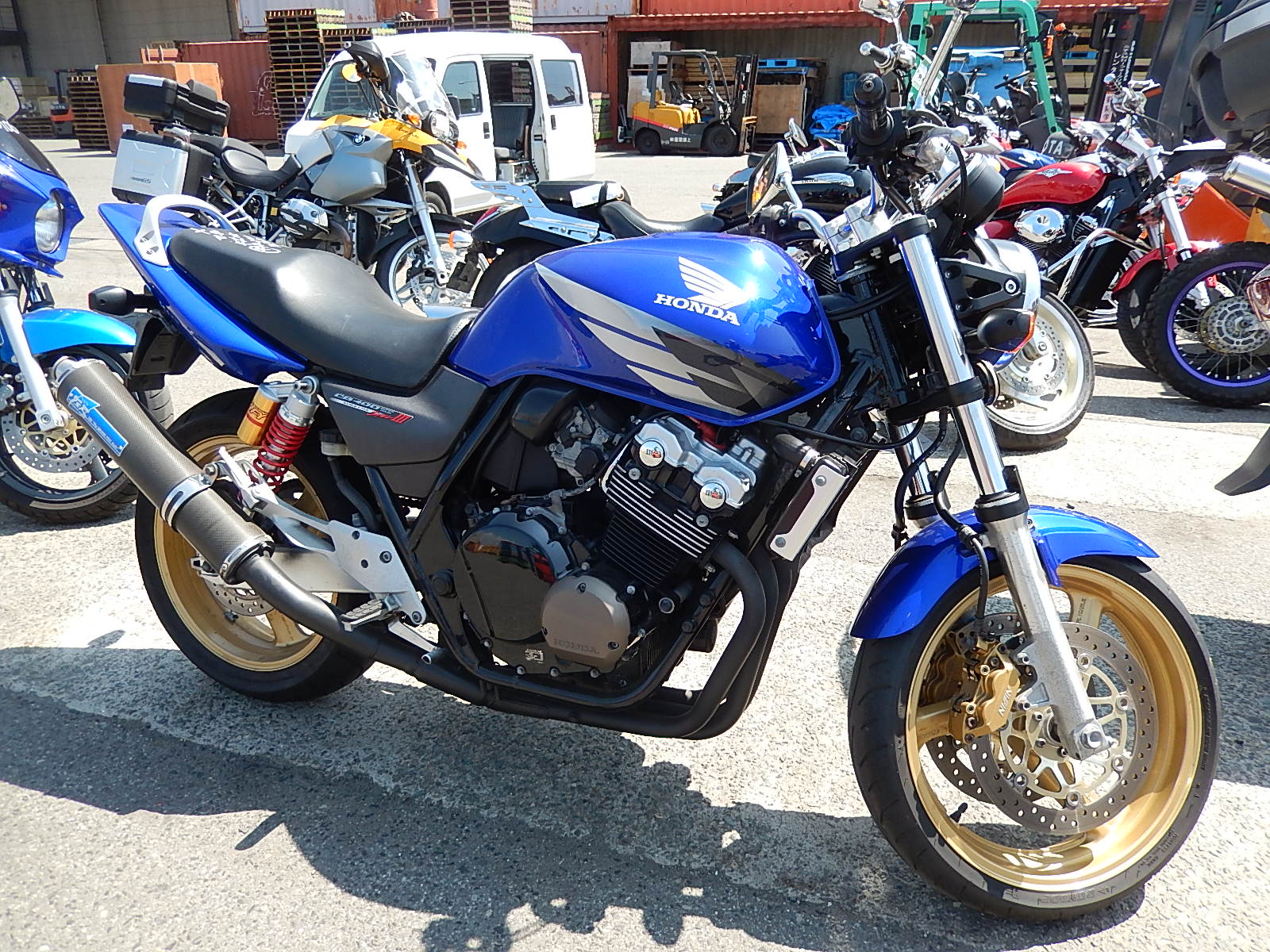 Honda cb400sf vtec 3