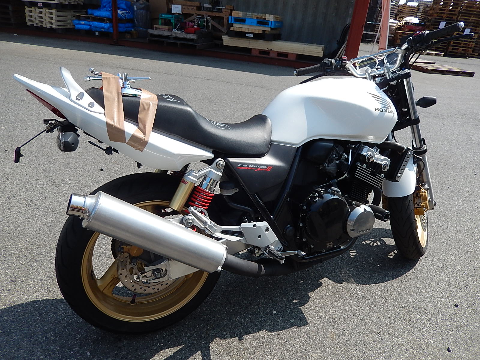 Honda cb400sf vtec 3