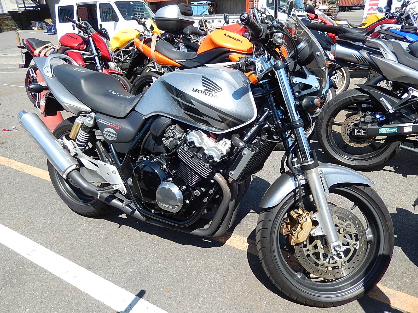 Honda cb400sf vtec