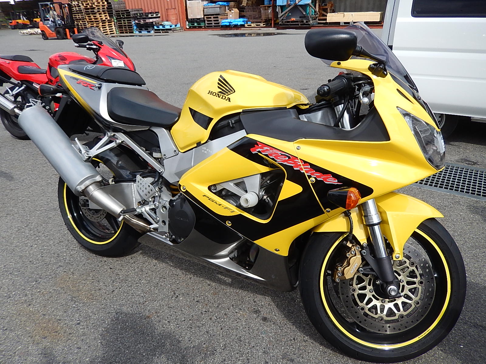 Honda cbr929rr характеристики