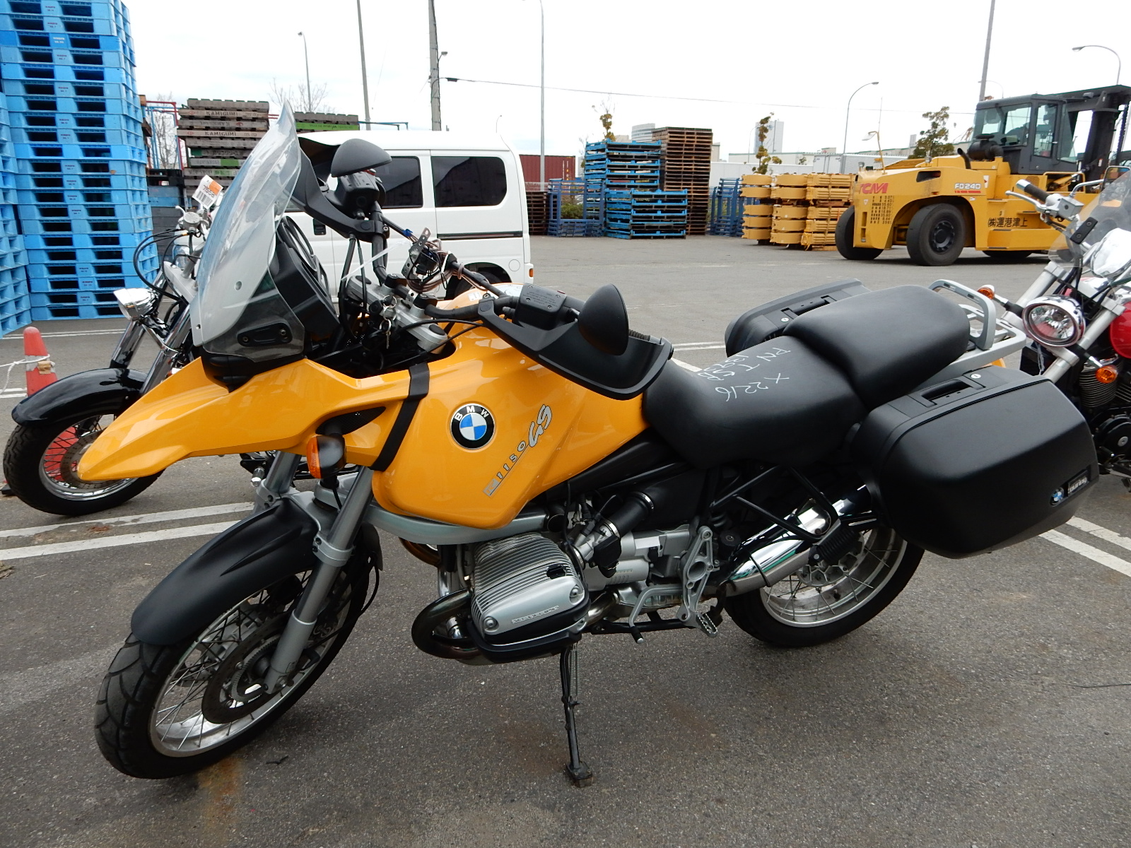 Bmw r1150gs аккумулятор