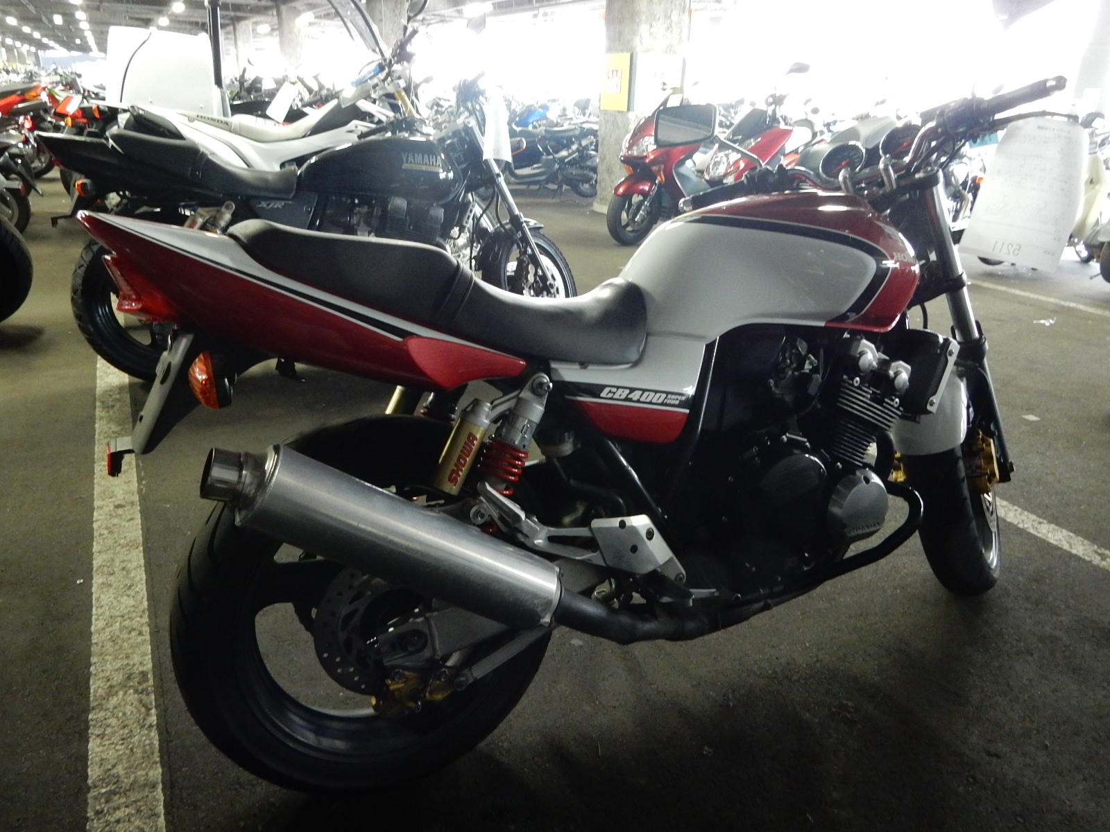 Honda cb400sf vtec 2