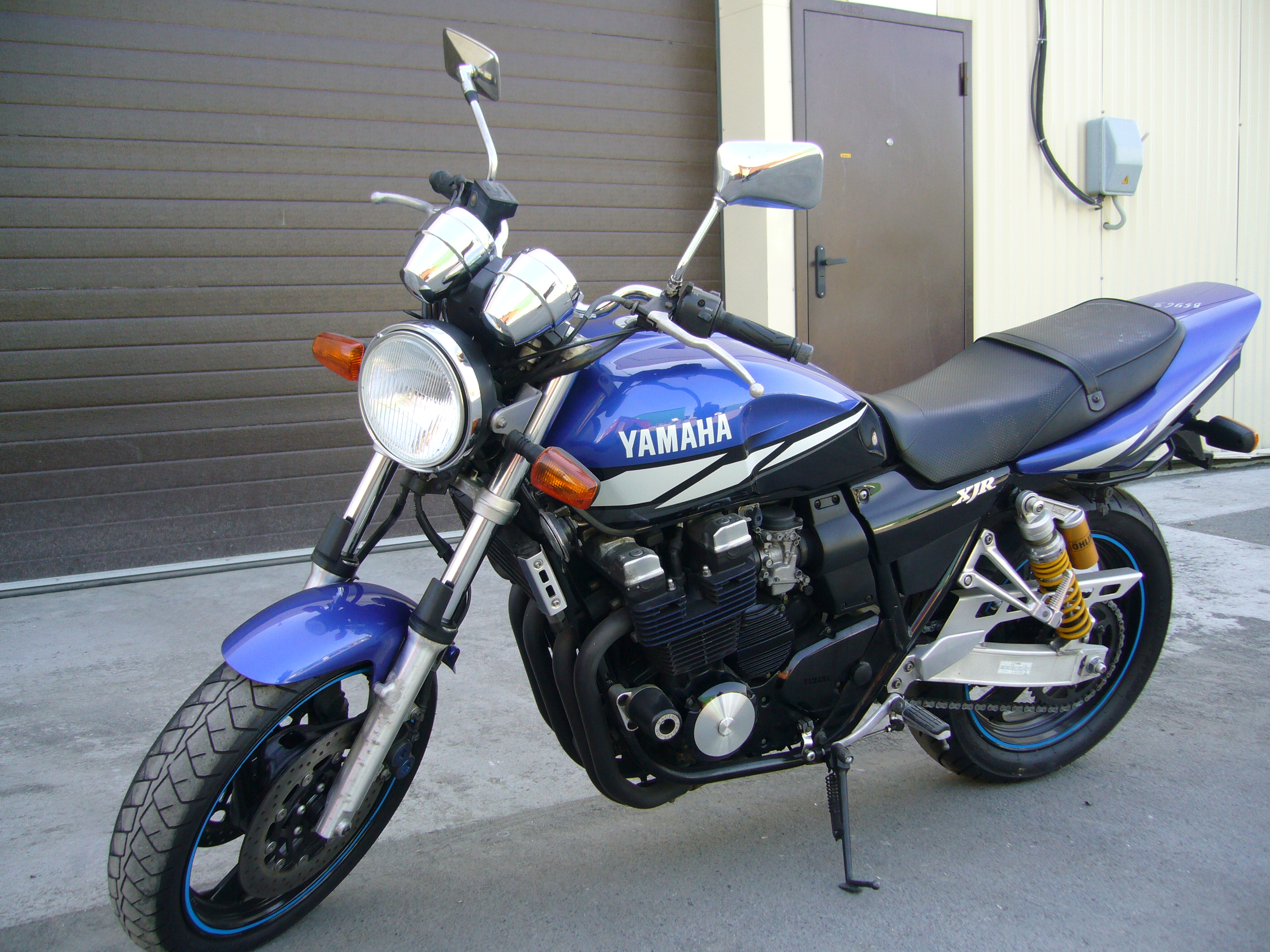 Мотоцикл yamaha 400. XJR 400. Ямаха ХЖР 400. Мотоцикл Yamaha XJR 400. HJR 400.