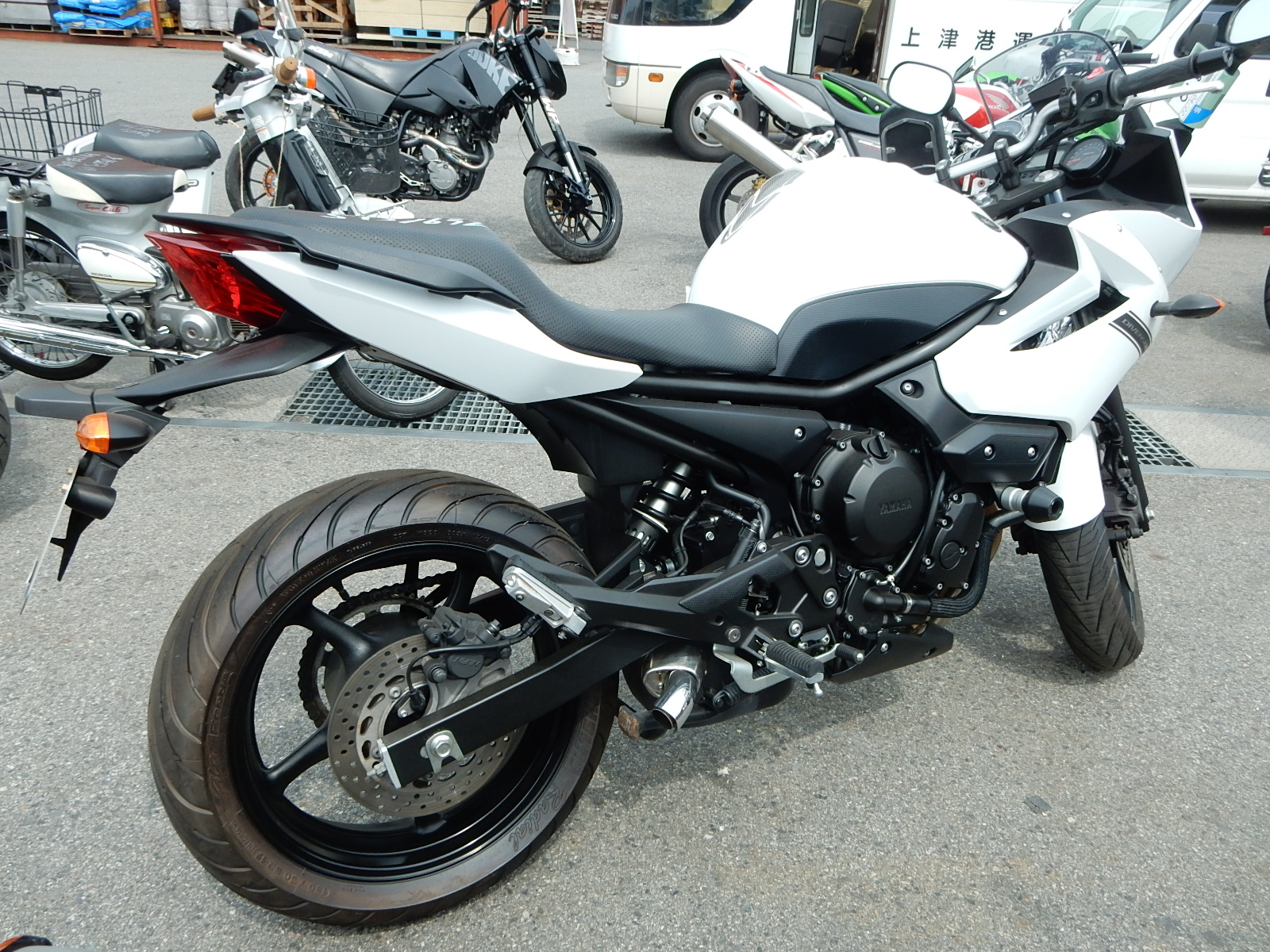 Yamaha xj6 diversion фото