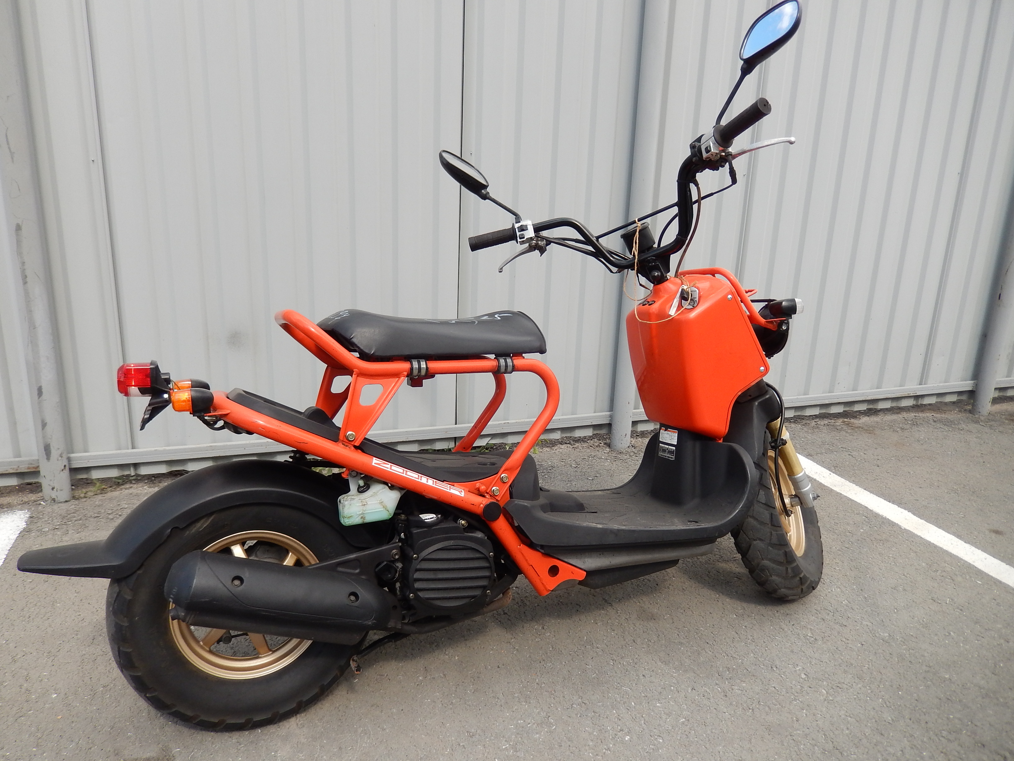 Скутер honda zoomer 50