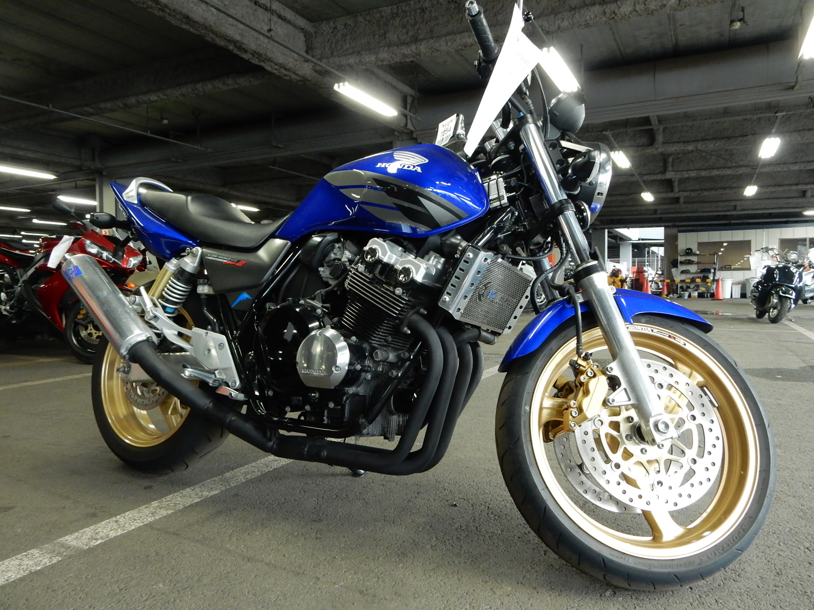 Honda cb400sf vtec 3