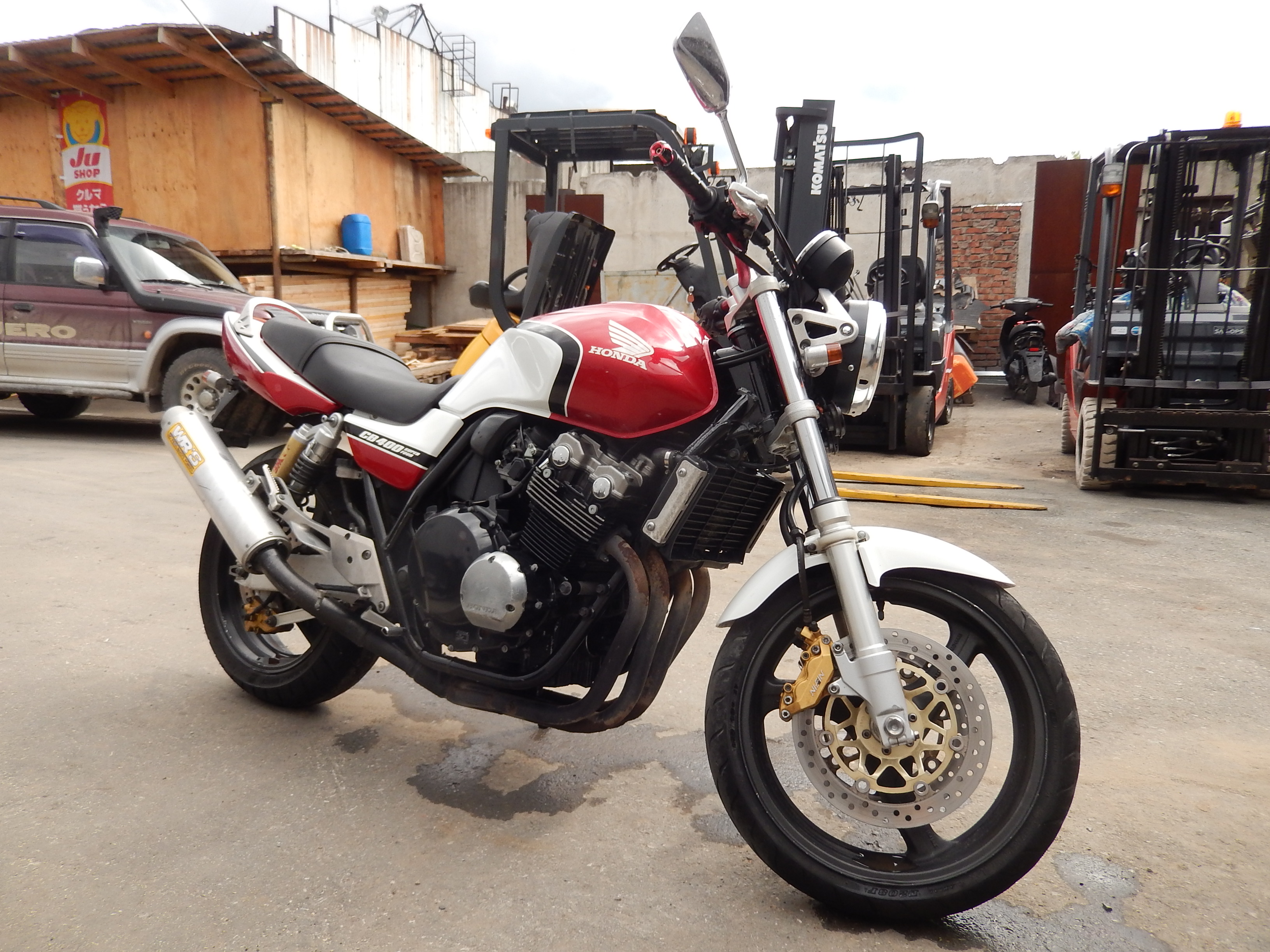 Honda cb400sf vtec 2