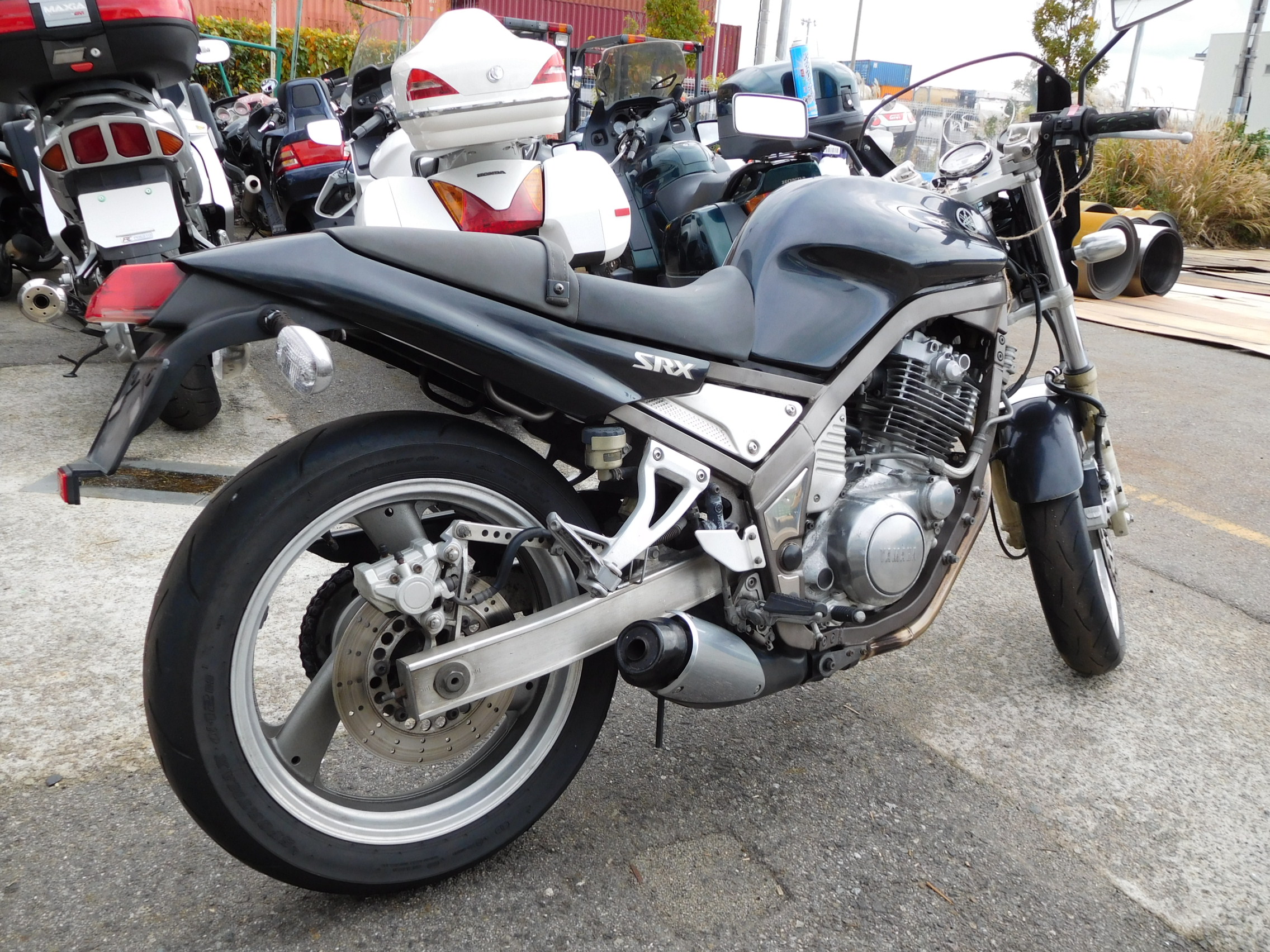 Yamaha SRX 400