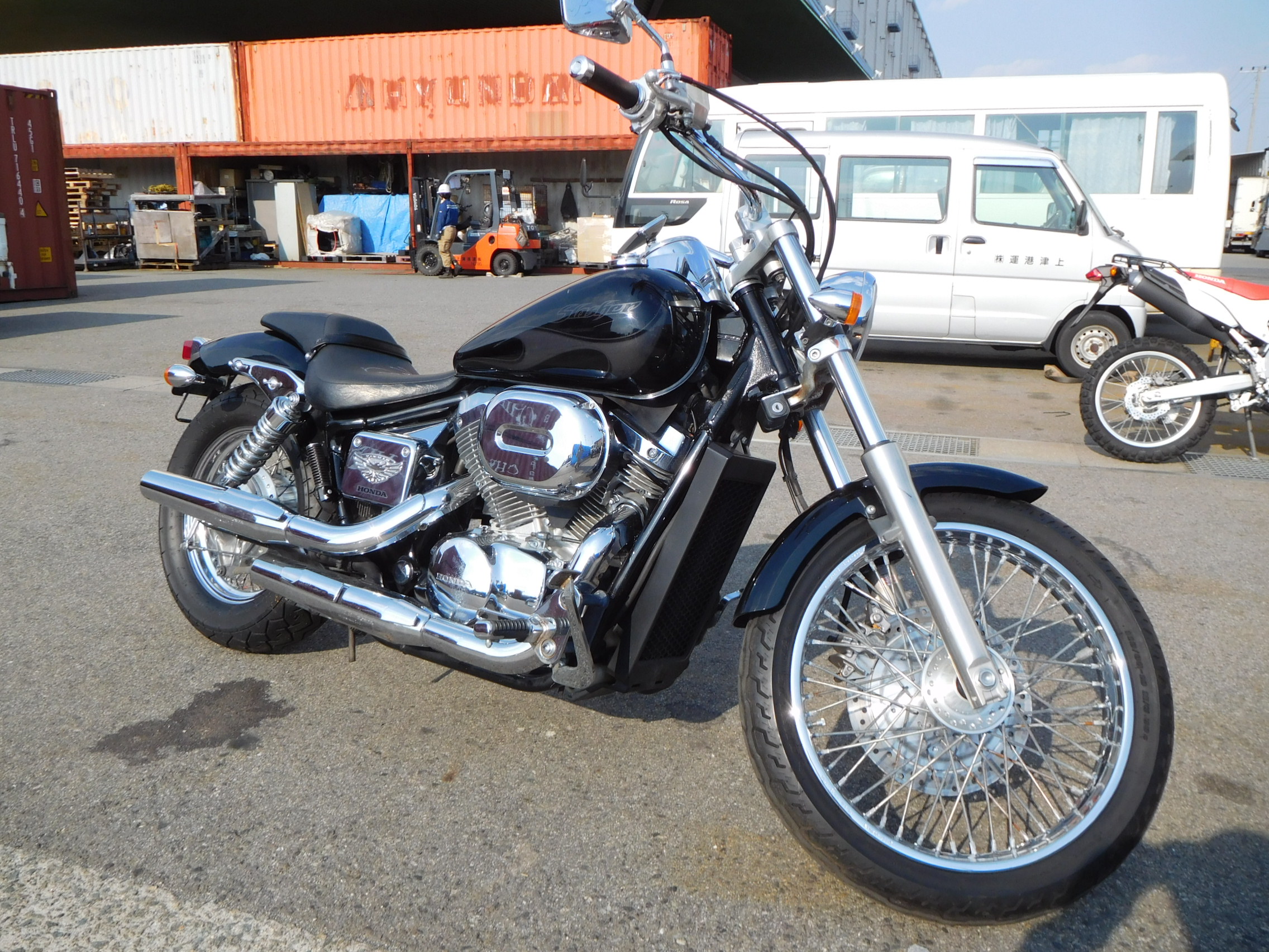 Honda shadow slasher 400