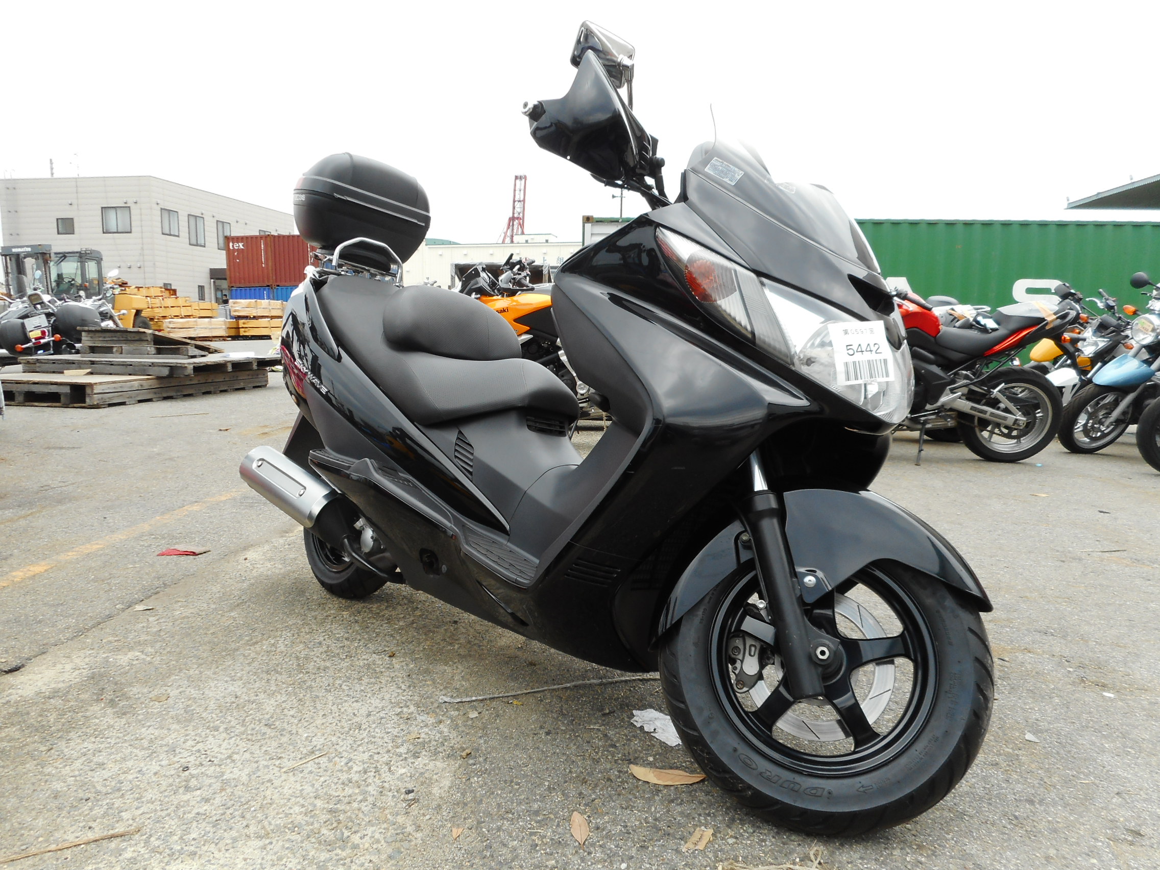 Suzuki sky wave 400