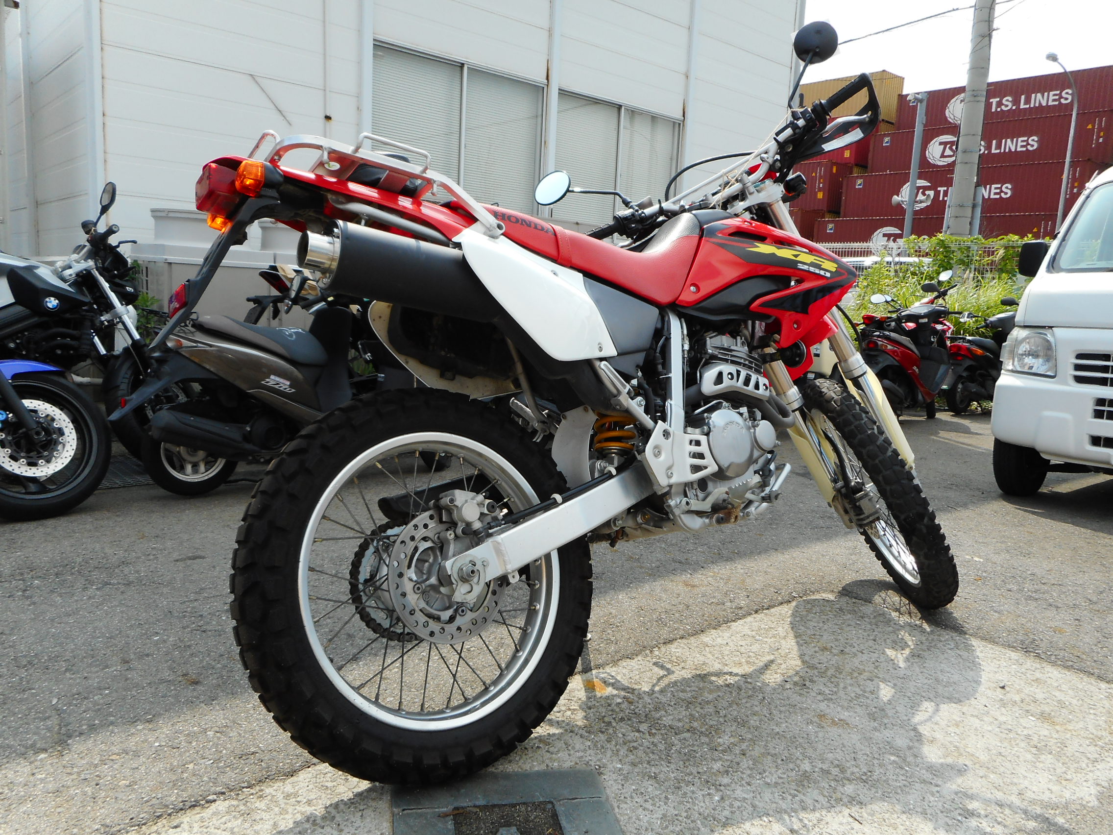 Запчасти honda 250. Хонда XR 250. Honda XR 750. Honda XR 250 тр-196. Honda XR 1990.